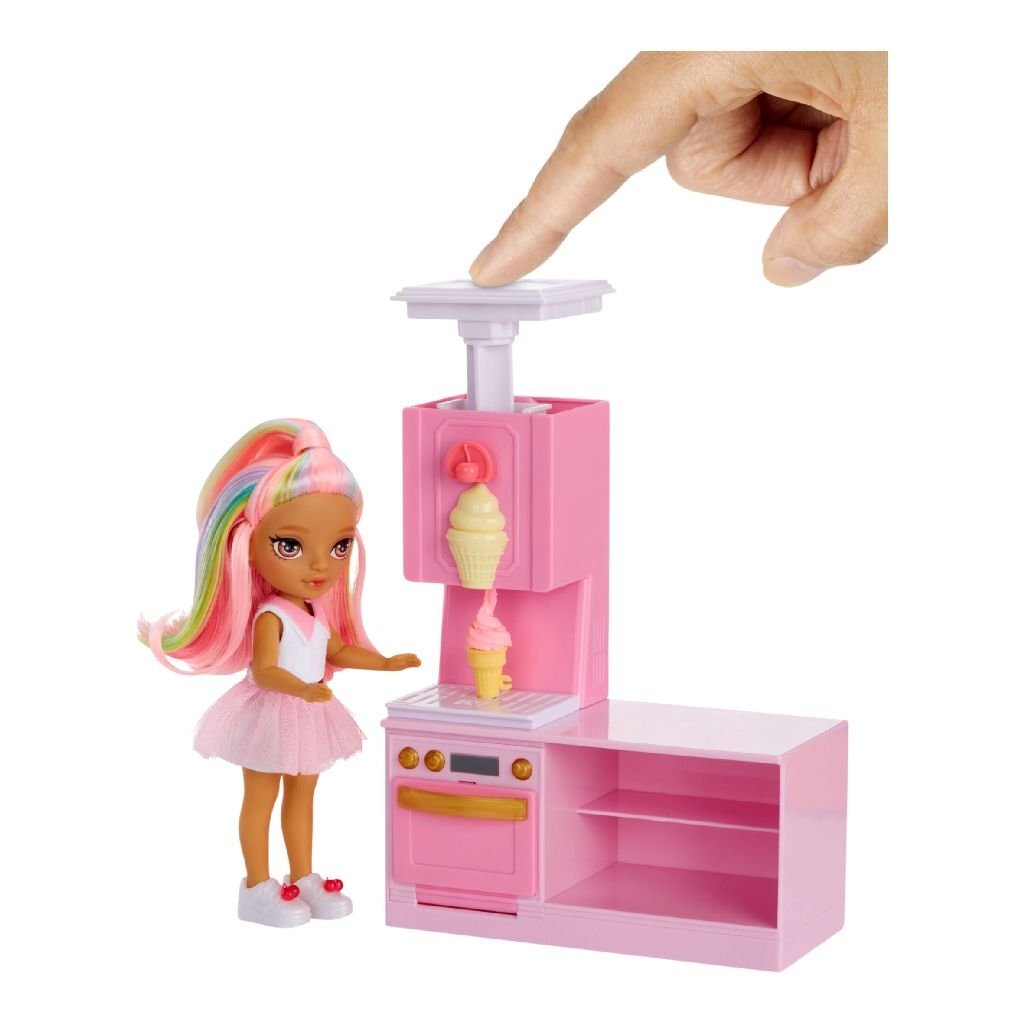 Rainbow High Little Compact Kandy Heart Playset – Exclusive Small Doll Included