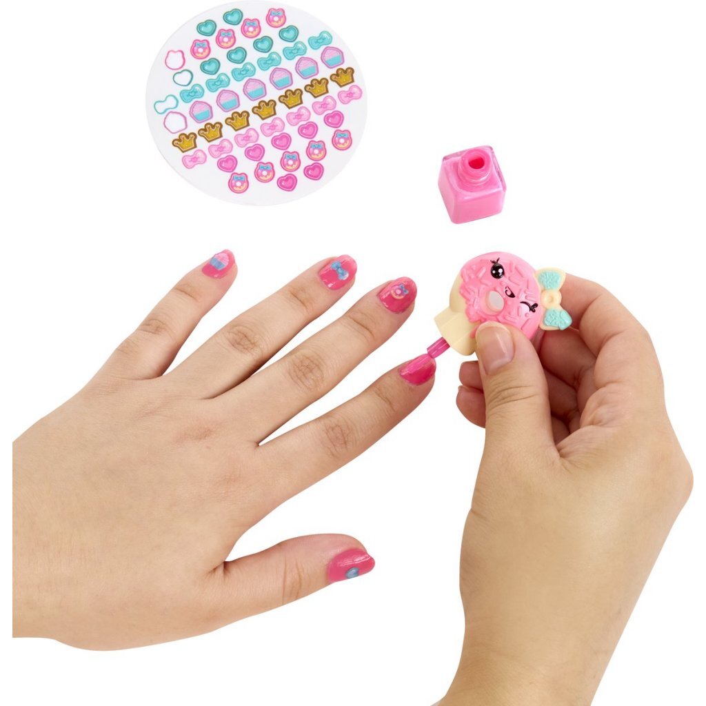 Yummiland Beauty Bag Playset Cupcake Lipgloss Doll with Accessories