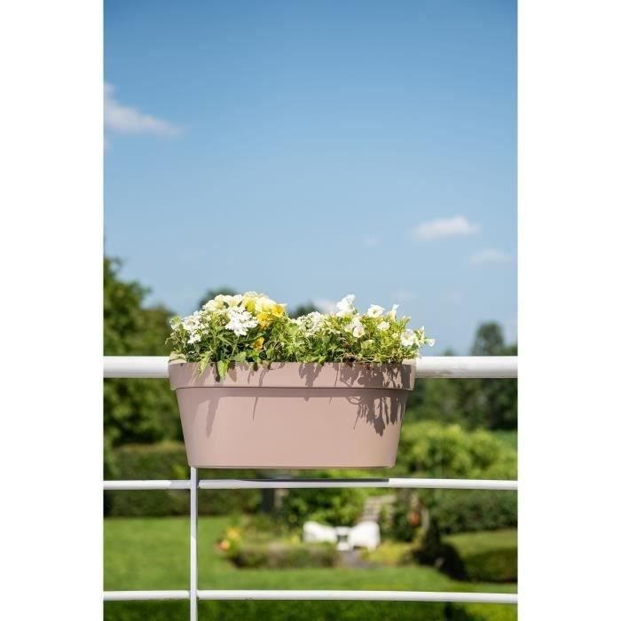 GARDEN ID Planter + Hook - Star Taupe - 50 x 21 cm - Easy to Install - Water Reservoir - Recycled and 100%
