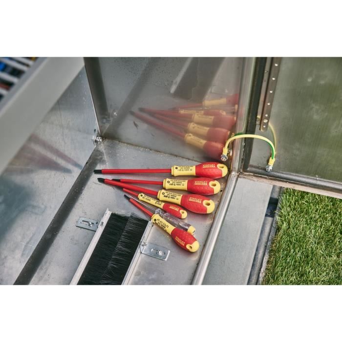 STANLEY FATMAX Insulated Screwdriver Set - 6 Pieces - 1000V - 0-65-443