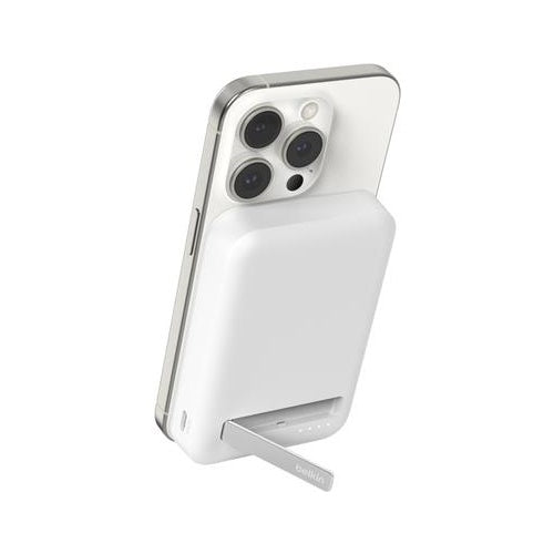 Belkin - Induktive Power Bank - magnetisch mit Qi2 - 8000 mAh - 15 Watt - Fast Charge (24 pin USB-C) - auf Kabel: USB-C - weiß (BPD007BTWH) afbeelding 1