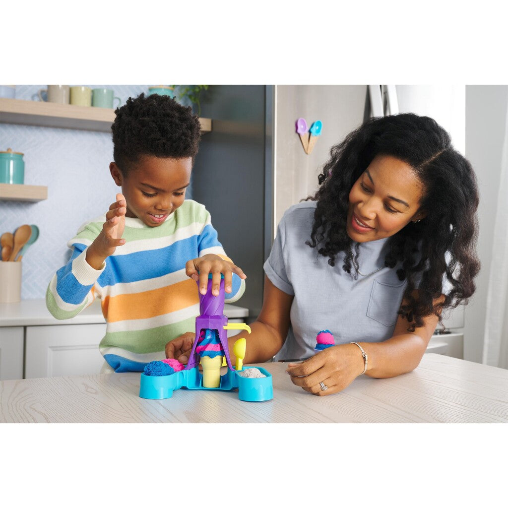 Kinetic Sand Soft Ice Cream Playset with 396 g Sand