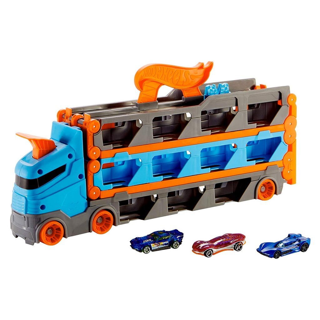 Hot Wheels Speedway Hauler + 3 Cars