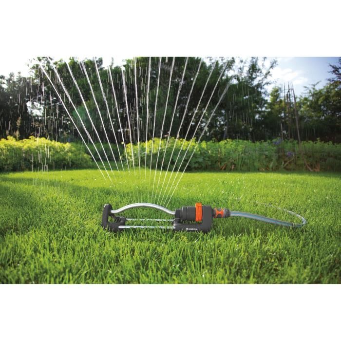GARDENA Aqua S Oscillating Sprinkler - Coverage Area 220m² - Maximum Range 17 m