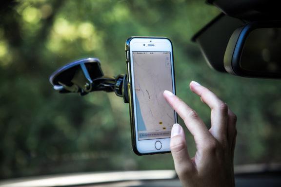 Mobilis Passive Mount for Mobile Phone/Smartphone - Navigator Black (044006)