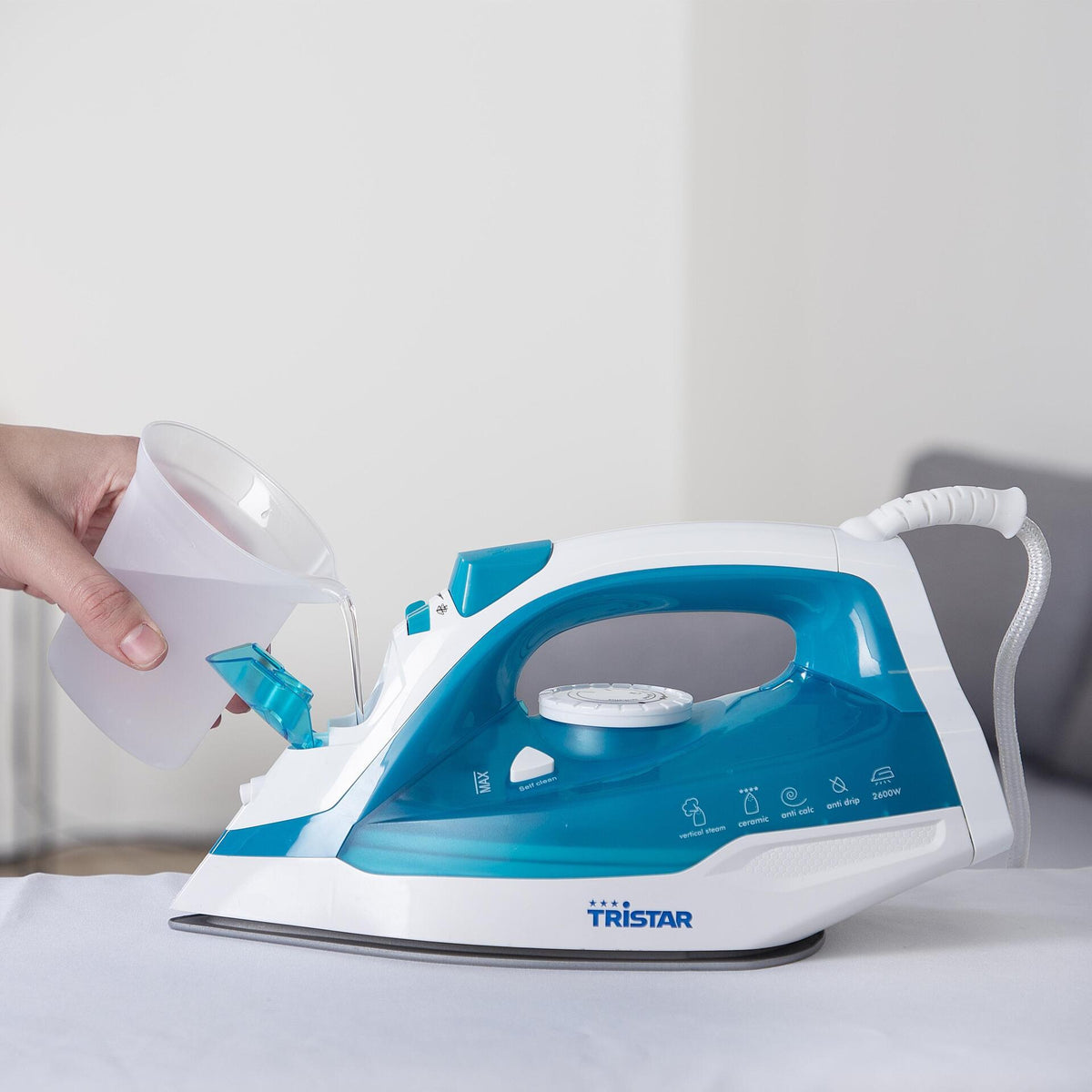 Tristar ST-8320 Steam Iron, Ceramic Soleplate, 2600 W