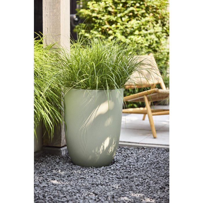 ELHO Tall Flower Pot - Sereh Tall 40-50 L - Ø 39 x H 53 cm - Green - Balcony/Indoor/Outdoor