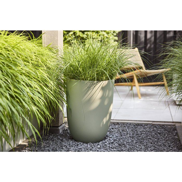 ELHO Tall Flower Pot - Sereh Tall 40-50 L - Ø 39 x H 53 cm - Green - Balcony/Indoor/Outdoor