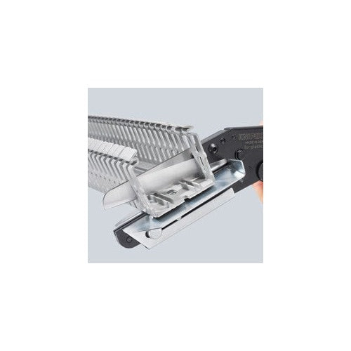 Knipex 95 02 21 Kunststoffschere Geeignet für (Abisoliertechnik) Kabelkanäle 4 mm afbeelding 2