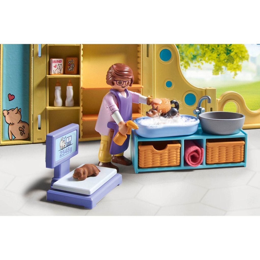 Playmobil My Life Puppy Care Center 71743