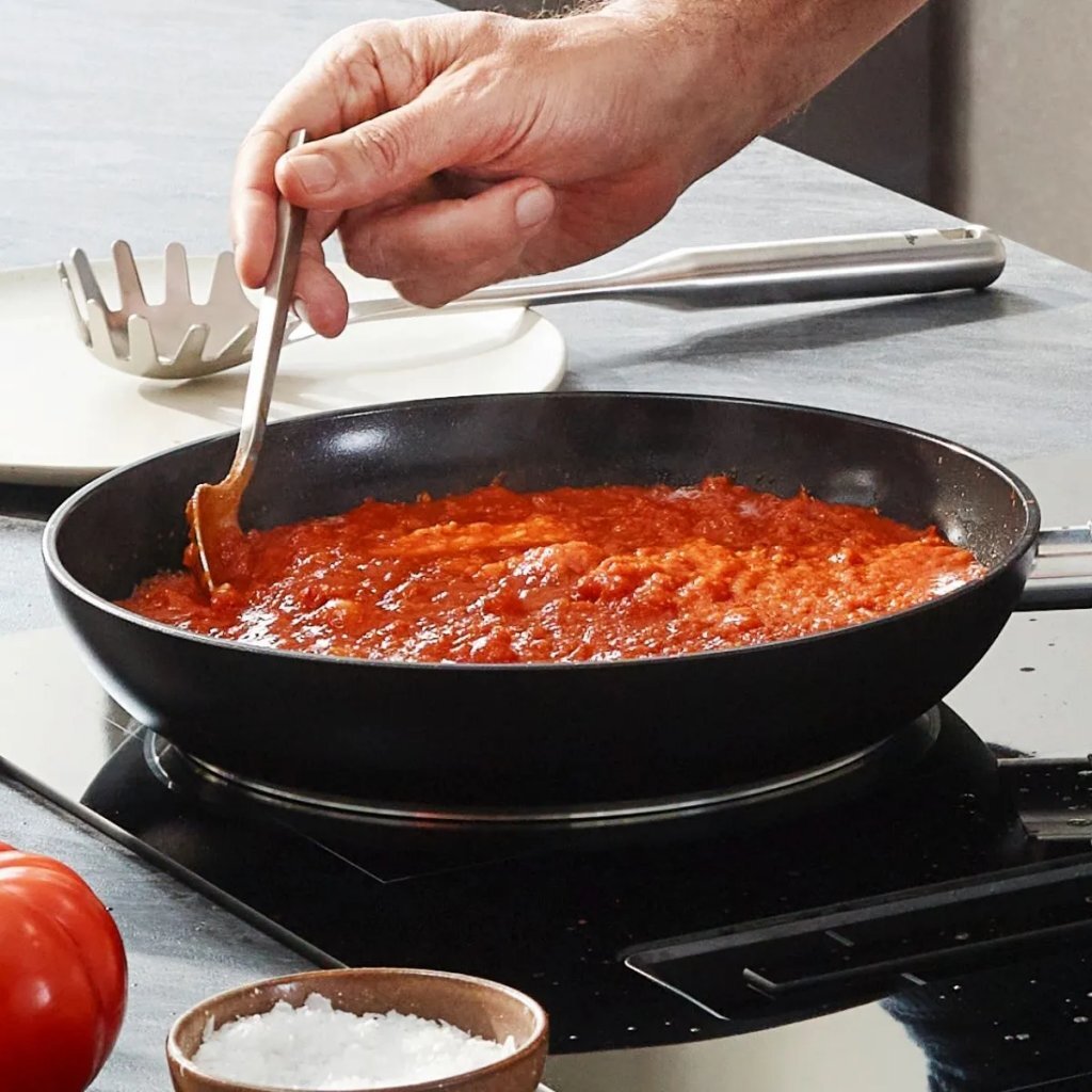 Fissler Essential Frying Pan 28 cm Black