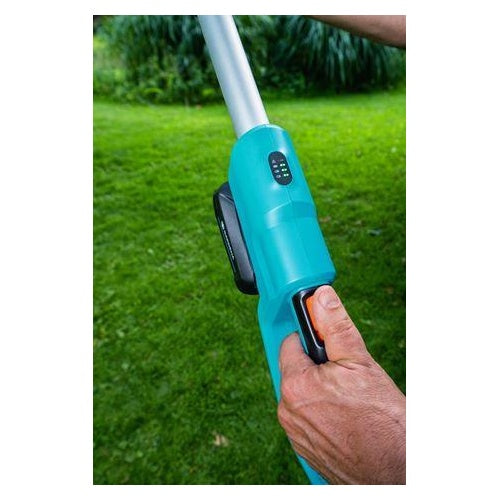 Gardena TCS - Astschere/Hochentaster - schnurlos ohne Batterie - 20cm - 3,1 kg (14770-55) afbeelding 1