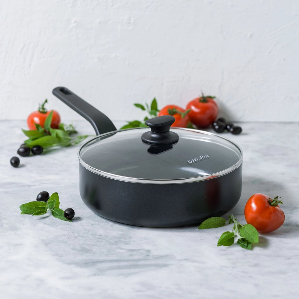 GreenPan Essence Frying Pan 24 cm Black - Ceramic Non-Stick, Induction Compatible