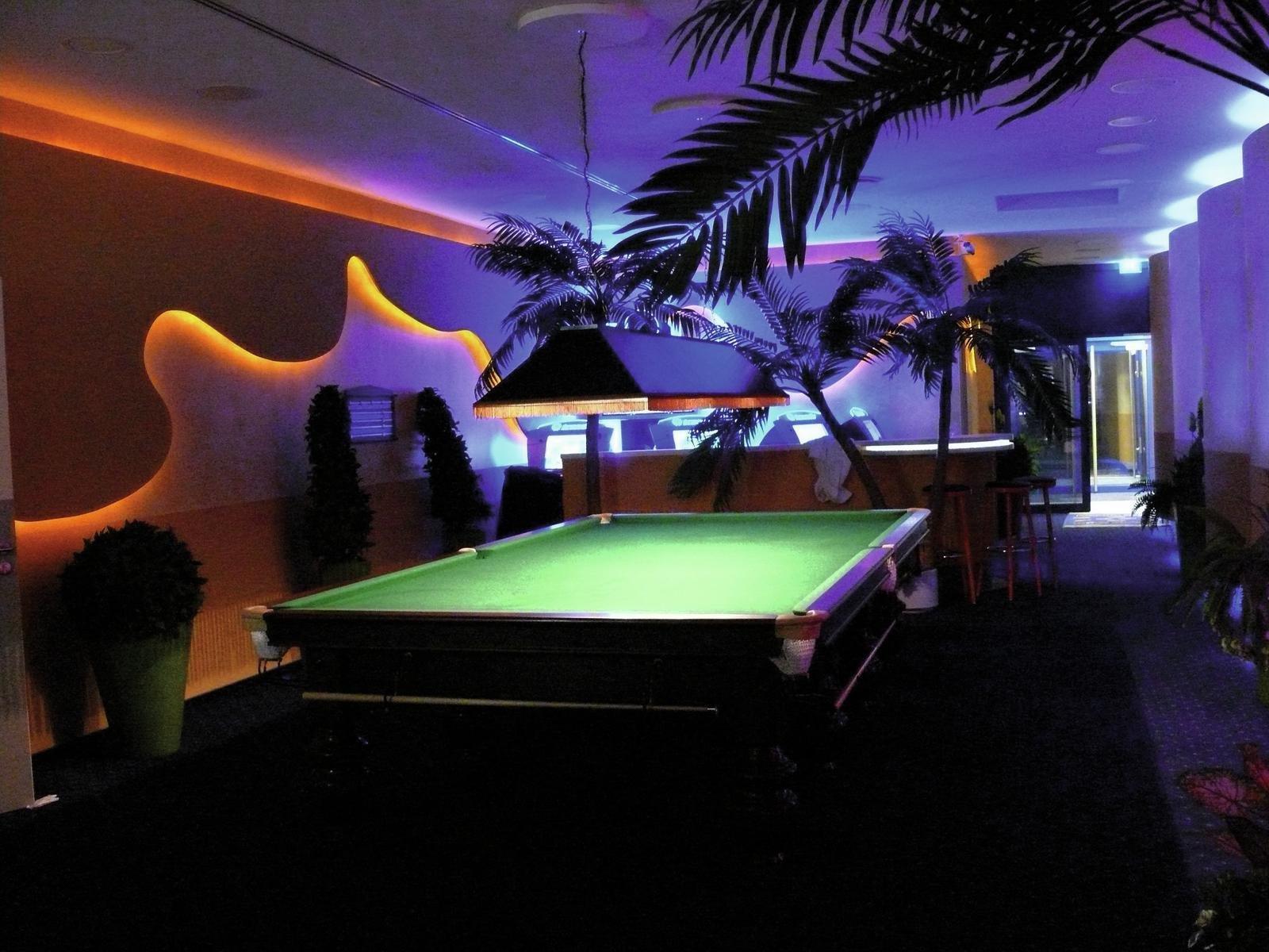EUROLITE LED Neon Flex 230V Yellow 100 cm 50499510