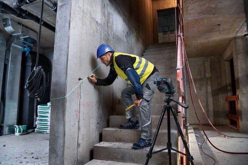 Bosch GCL 2-50 G Green Beam Combi Laser Level - 2 Points and 2 Lines - IP 64 - Range 10 m