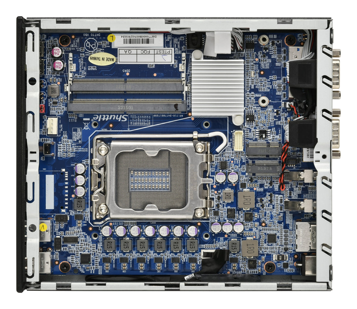 Shuttle Barebone slim DH610V2 inklusive DDR5 RAM (DH610V2_ Bundle_8GB)