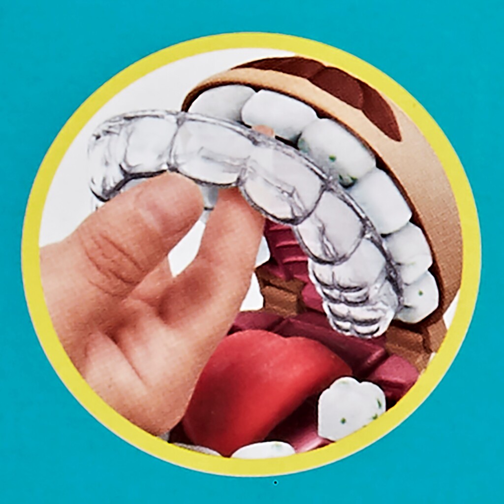 Play-Doh Top Dentist Set - Includes 8 Jars of Non-Toxic Clay