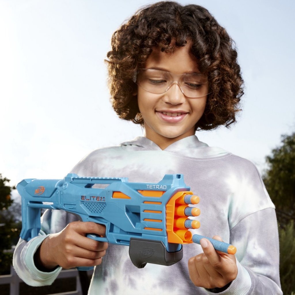 Hasbro Nerf Elite 2.0 Tetrad QS-4 Blaster + 4 Darts - Lightweight Design