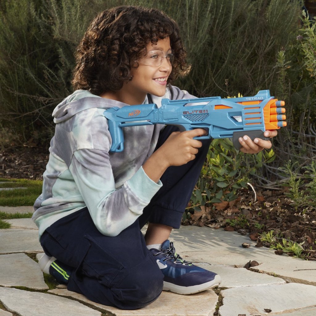 Hasbro Nerf Elite 2.0 Tetrad QS-4 Blaster + 4 Darts - Lightweight Design