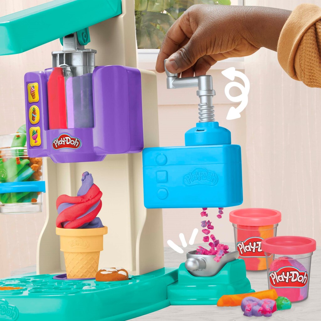 Play-Doh Rainbow Ice Maker Playset