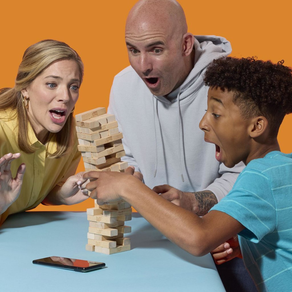 Hasbro Gaming Jenga Wood