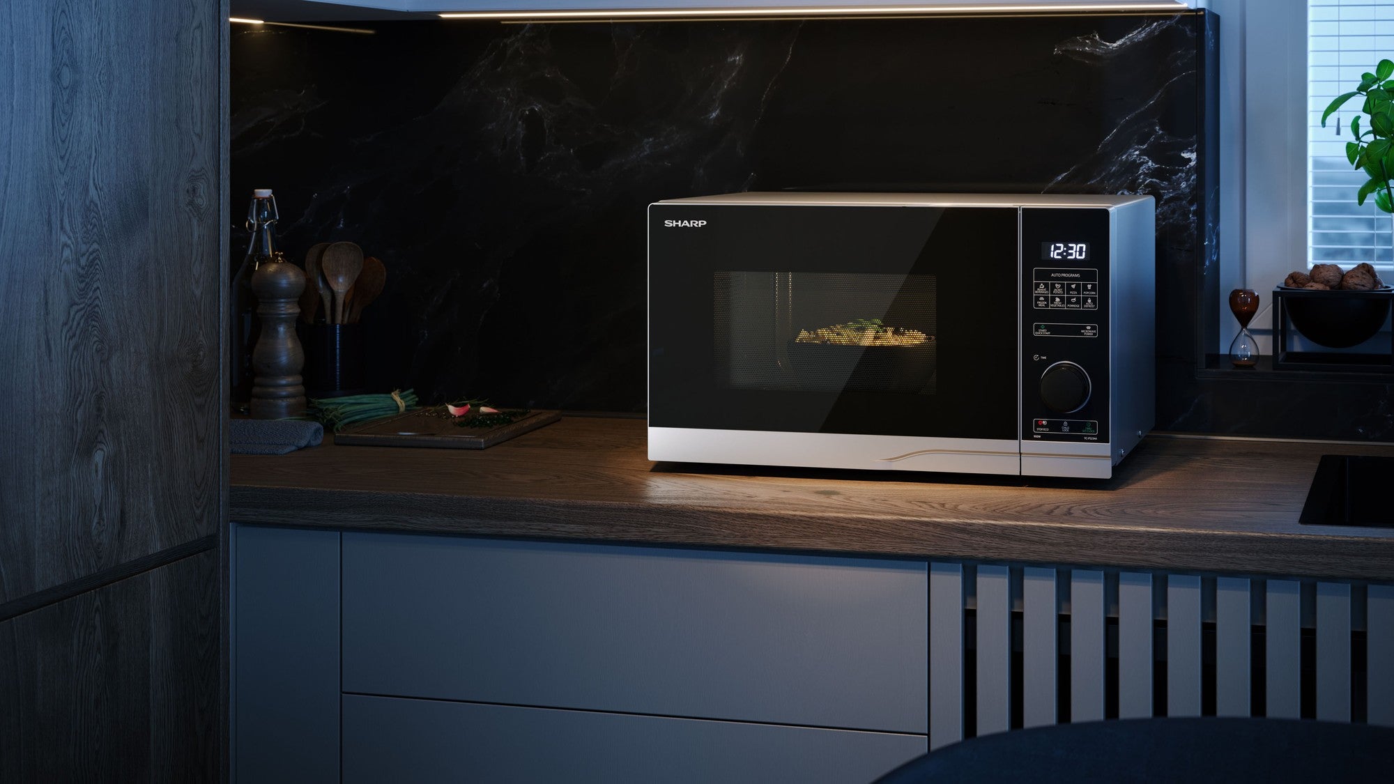 Sharp Microwave 23 L Silver YC-PS234AE-S