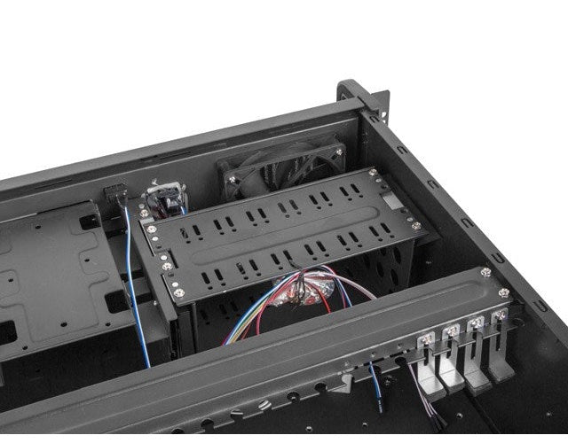 Lanberg SC01-4504-10B modular server chassis Rack (4U) afbeelding 5