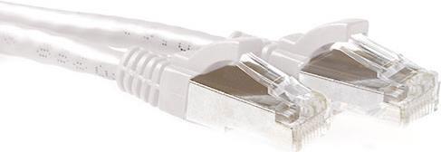 ACT White 15 meter SFTP CAT6A patch cable snagless with RJ45 connectors. Cat6a s/ftp snagless wh 15.00m (FB6415)