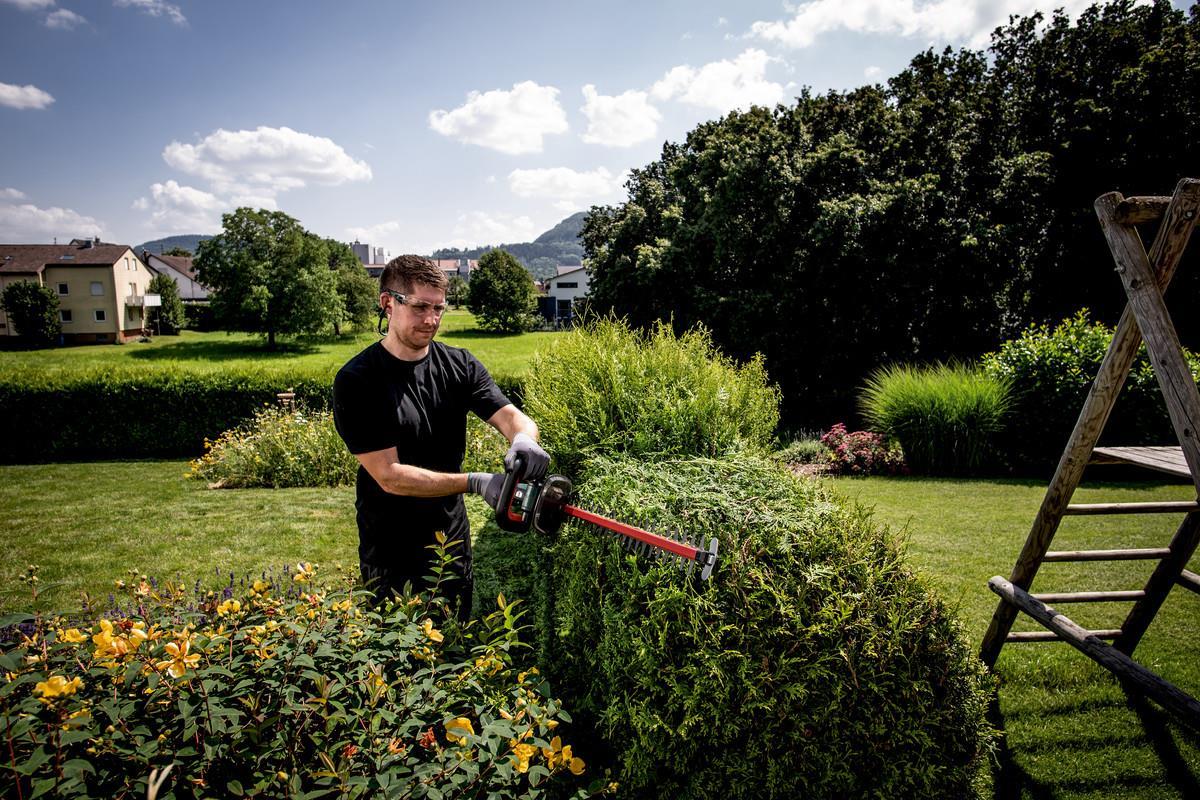 Metabo HS 18 LTX 55 Hedge Trimmer, Cordless, 18 V, 2600 SPM, 55 cm Cutting Length, 19 mm Cutting Capacity