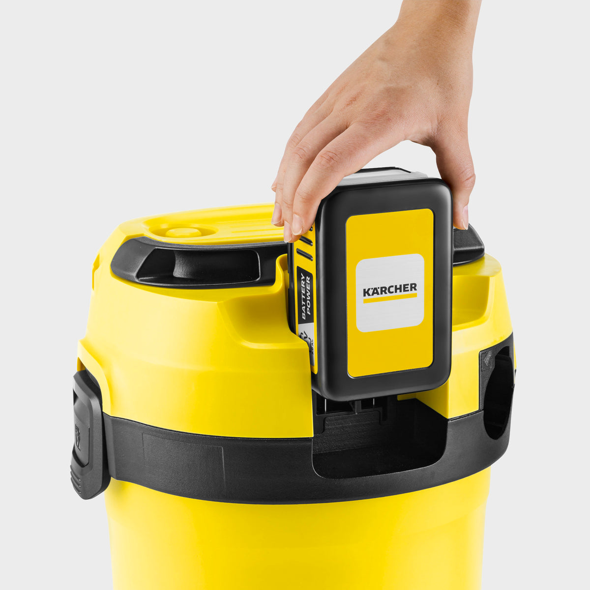 KARCHER WD 3-18 V-17/20 Cordless Wet and Dry Vacuum Cleaner - Yellow and Black - 17 L Tank WD3-18