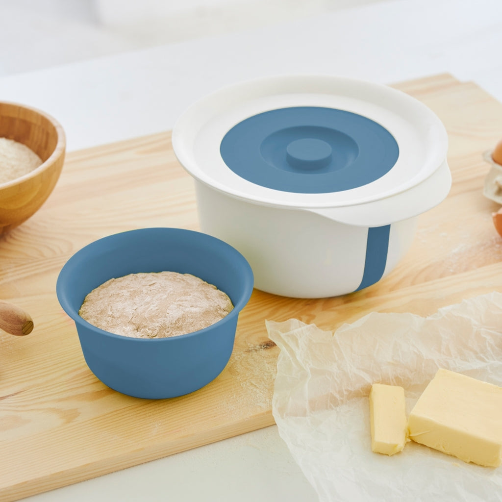 Rotho Fresh Mixing Bowl with Splashback Lid 4 L Horizon Blue