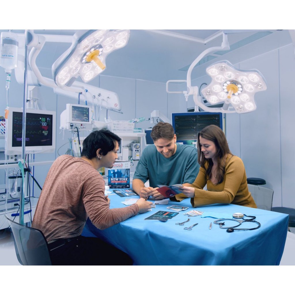 Identity Games Medical Mysteries New York - Cooperative Medical Mystery Game for 1-4 Players