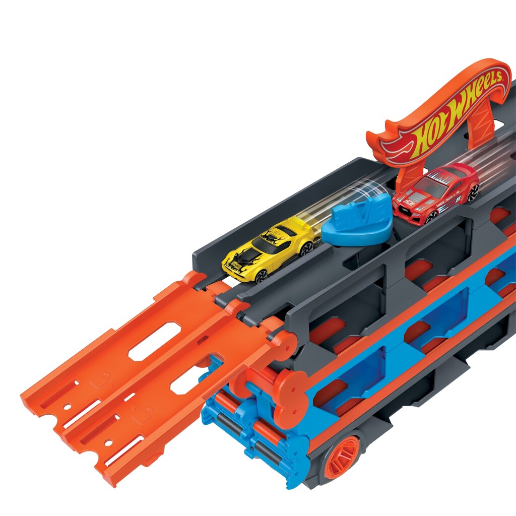 Hot Wheels Speedway Hauler + 3 Cars - For Ages 4+