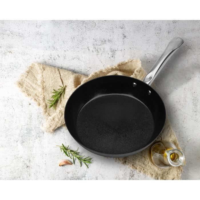 GSW Frying Pan - AVANTI - 24 cm - Carbon Steel - Non-stick - Induction Compatible - Oven Safe