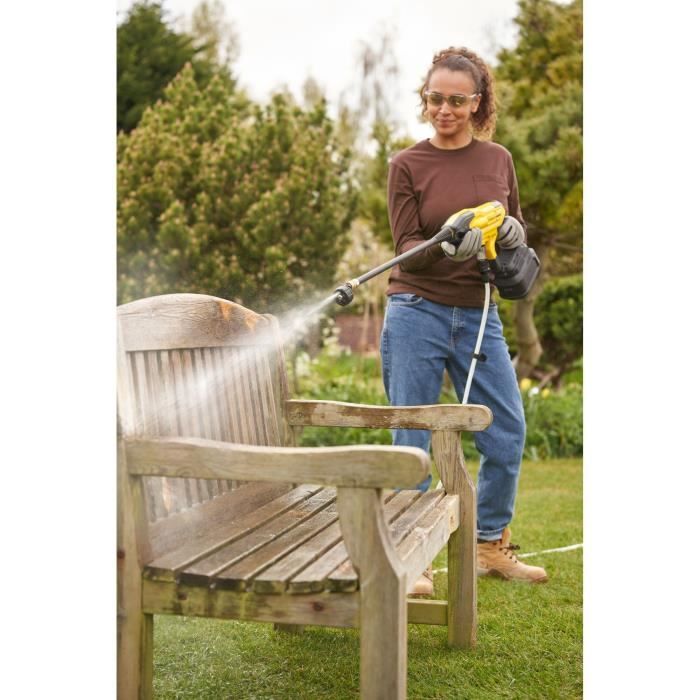Stanley Fatmax SFMCPC93B-XJ Pressure Washer - 24 bar - 18V - 5-in-1 nozzle - Battery not included