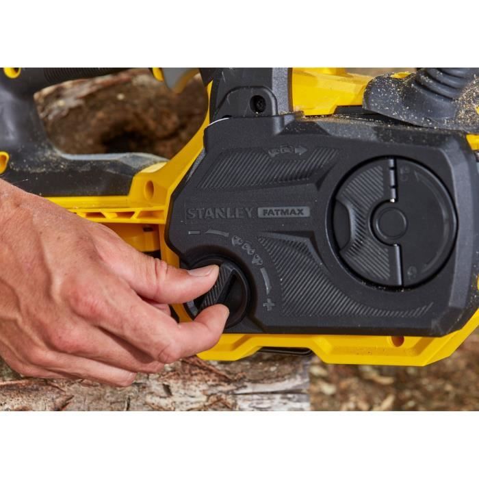 Stanley Fatmax Cordless Electric Chainsaw SFMCCS630B-XJ - 18V - 30 cm