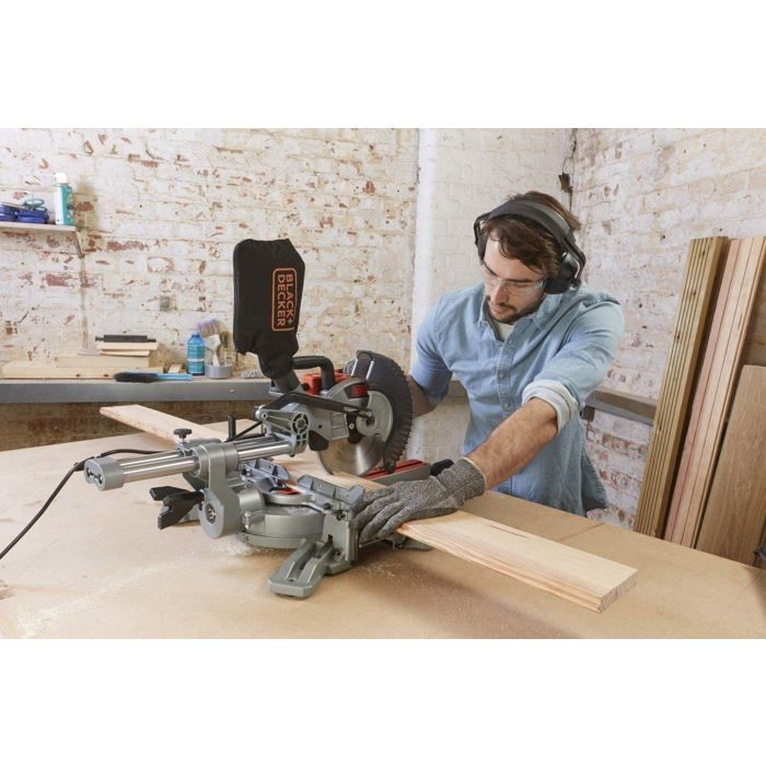 BLACK&DECKER Mitre Saw - BES700-QS - 1600W - 70 mm Cutting Depth