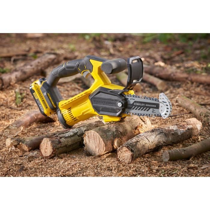 Stanley Fatmax Cordless Pruning Saw - 18V - 15 cm Chain - Includes 2Ah Battery & Charger SFMCPS415D1-QW
