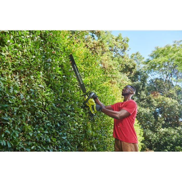 RYOBI 36V Hedge Trimmer - 60 cm Blades - 26 mm Blade Spacing - 1 x 36V 2.0Ah Battery & Charger