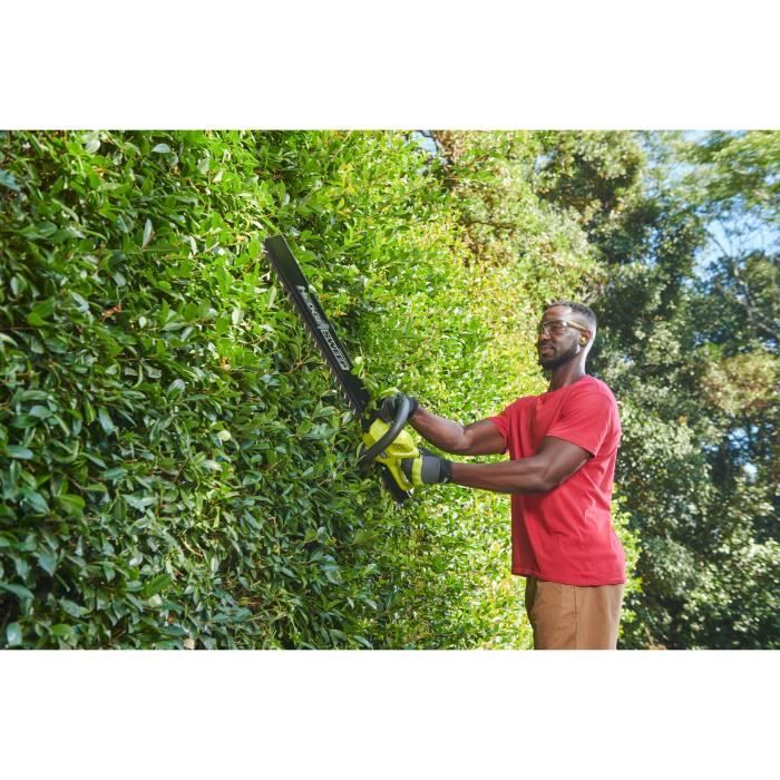 RYOBI 36V Hedge Trimmer - 60 cm Blades - 26 mm Blade Spacing - 1 x 36V 2.0Ah Battery & Charger