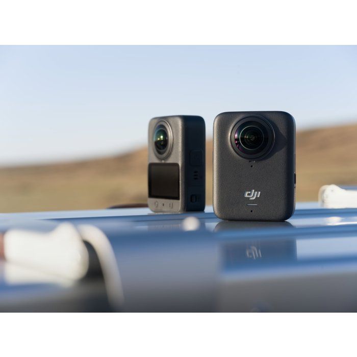 DJI Osmo 360 Adventure Bundle - Native 8K - 1" Sensor 360-camera 1-sensor