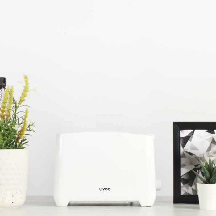 LIVOO 2-Slice Toaster - DOD162W - 750W - 7 Browning Levels - White