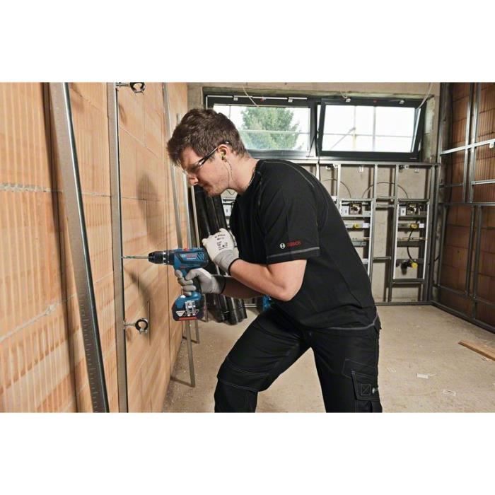 Perceuse visseuse a percussion Bosch Professional GSB 18V-28(28/63/- Nm),2 batteries 4,0Ah, chargeur GAL 18V40, L-BOXX - 06019H400C