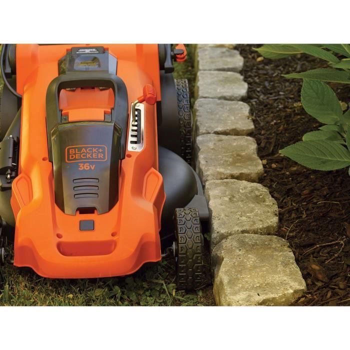 BLACK & DECKER Autosense Battery Mower 48 cm 36V 2x2Ah