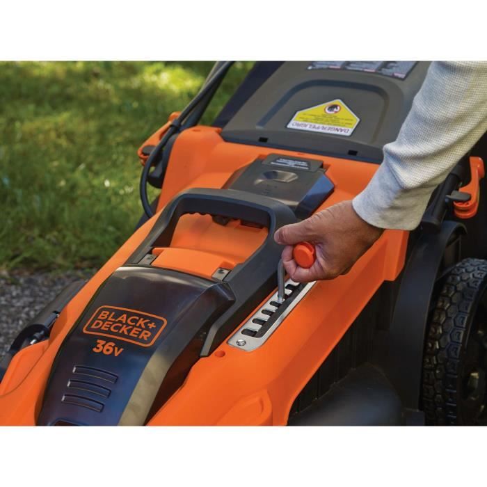 BLACK & DECKER Autosense Battery Mower 48 cm 36V 2x2Ah