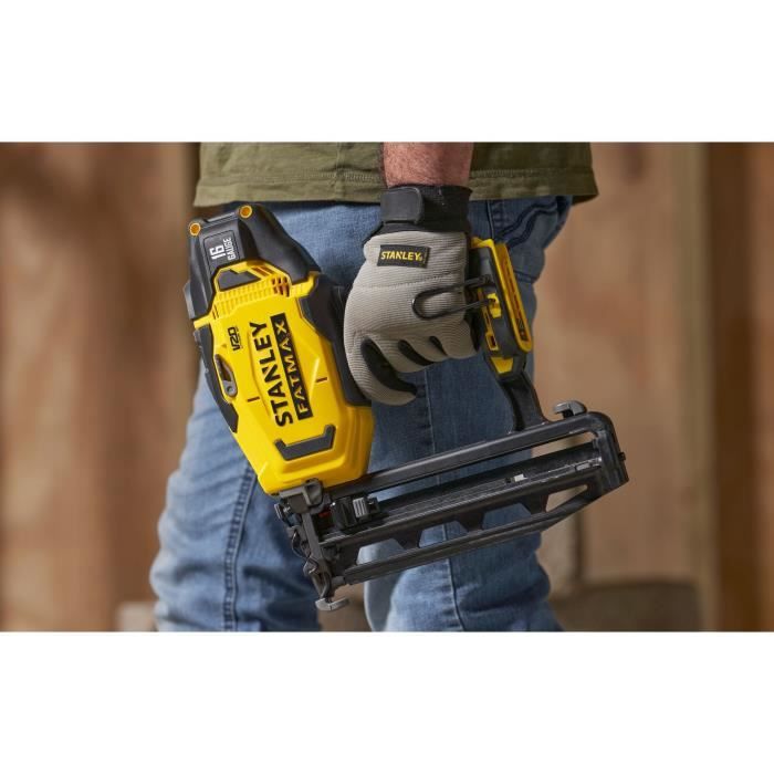 Stanley Fatmax Cordless Finish Nailer - 18V - SFMCN616D2K-QW - Nails 25 to 64 mm + 2 x 2Ah Batteries + Charger
