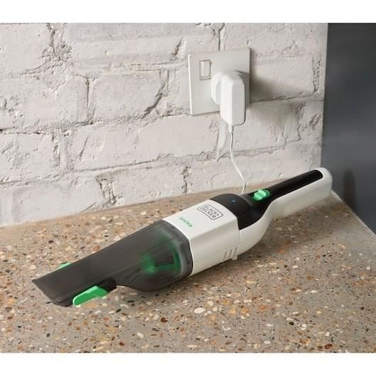 BLACK + DECKER Handheld Vacuum Cleaner - Floor Maintenance - 1060 g