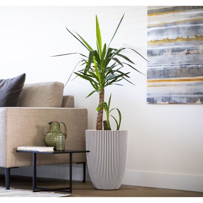CAPI EUROPE GROOVE Vase - Ivory - 34x46 cm - Weatherproof