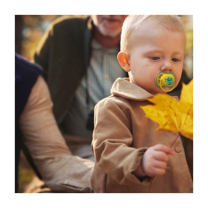 PHILIPS AVENT Ultra Air Pacifiers - Pack of 4 - 18 months and up - Green/Orange SCF087/27