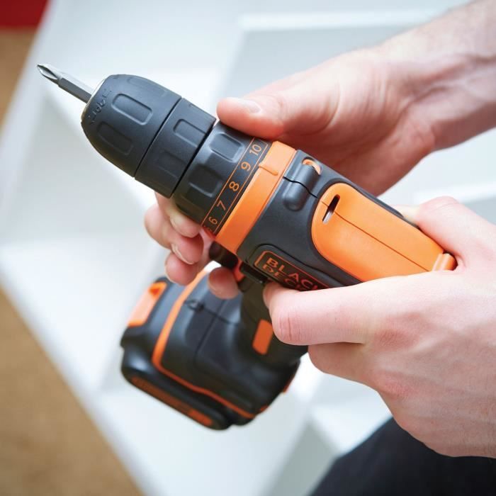 BLACK+DECKER Cordless Screwdriver 12V BDCDD12KB-QW - 2 Batteries - Charger - Case